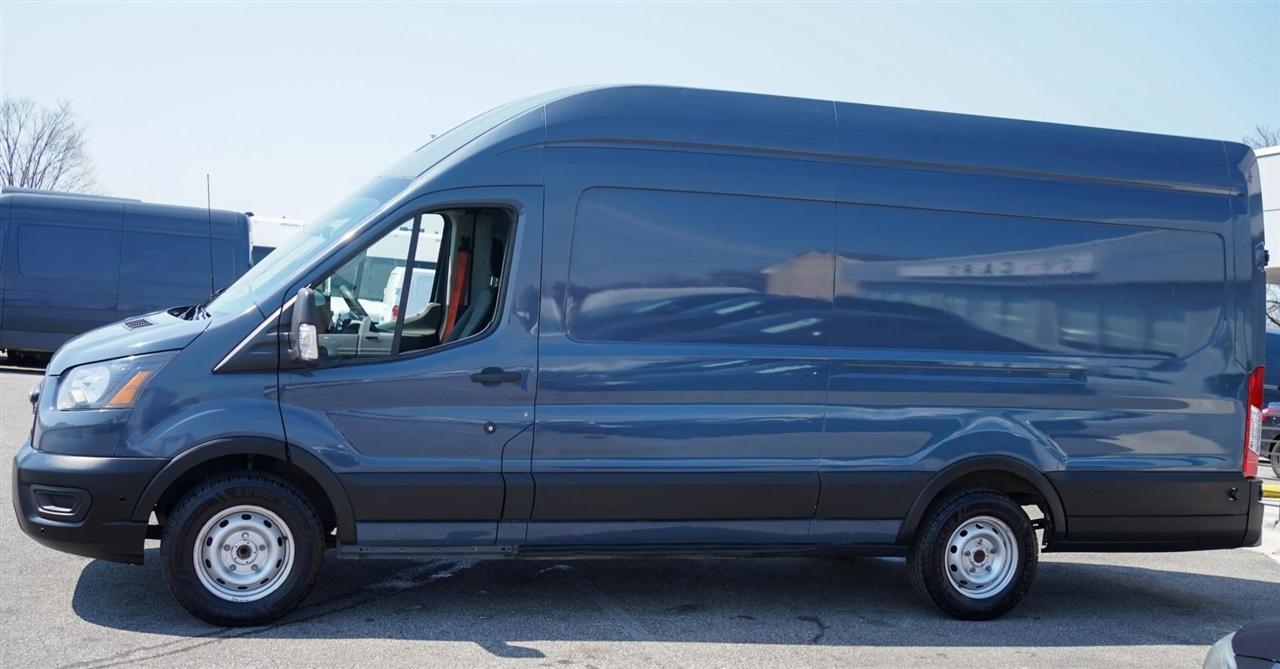 Ford Transit 250 Van High Roof w/Sliding Pass. 148-in. WB EL 2020