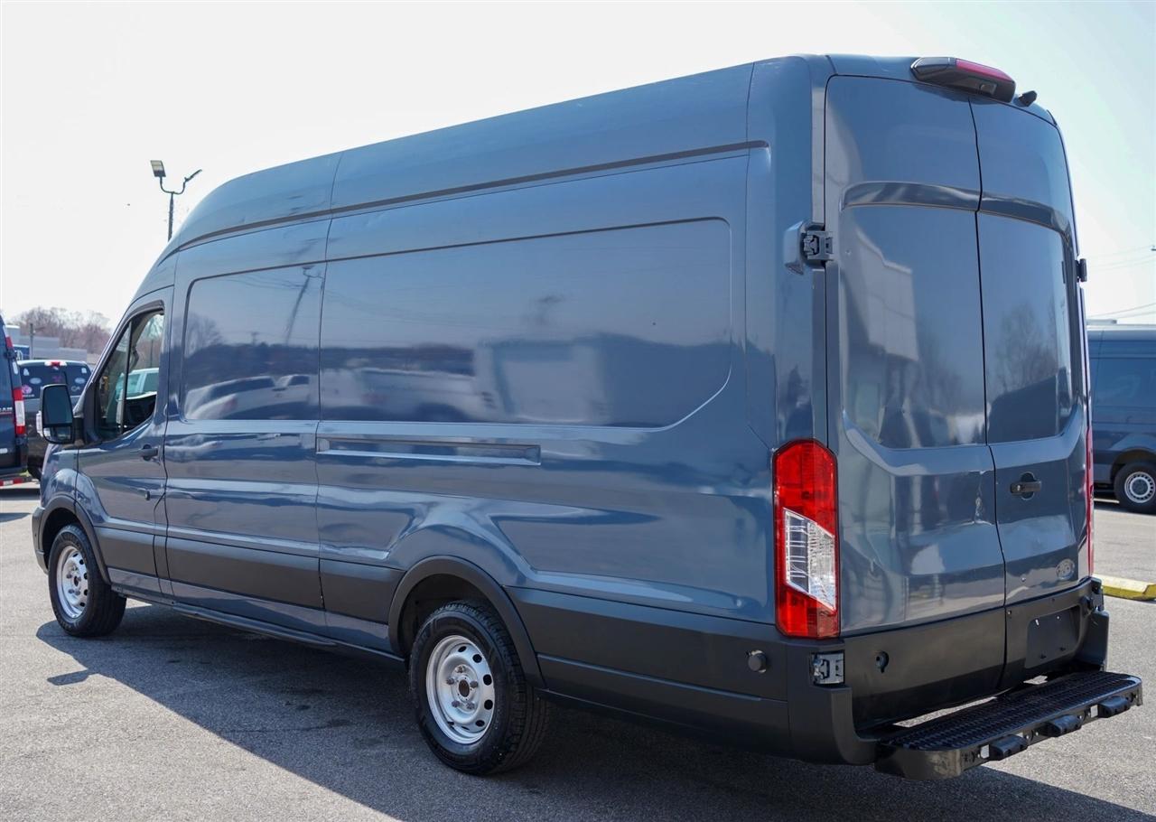 Ford Transit 250 Van High Roof w/Sliding Pass. 148-in. WB EL 2020