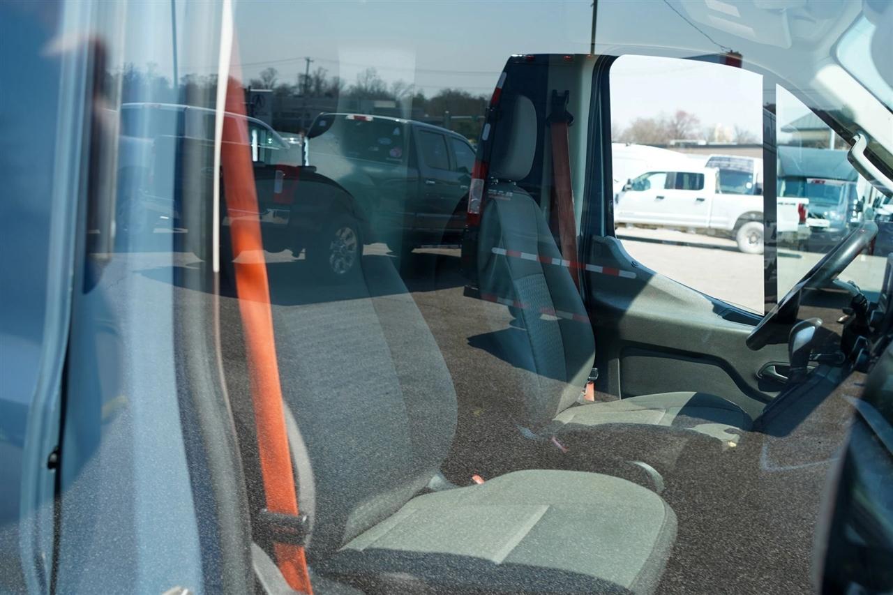 Ford Transit 250 Van High Roof w/Sliding Pass. 148-in. WB EL 2020