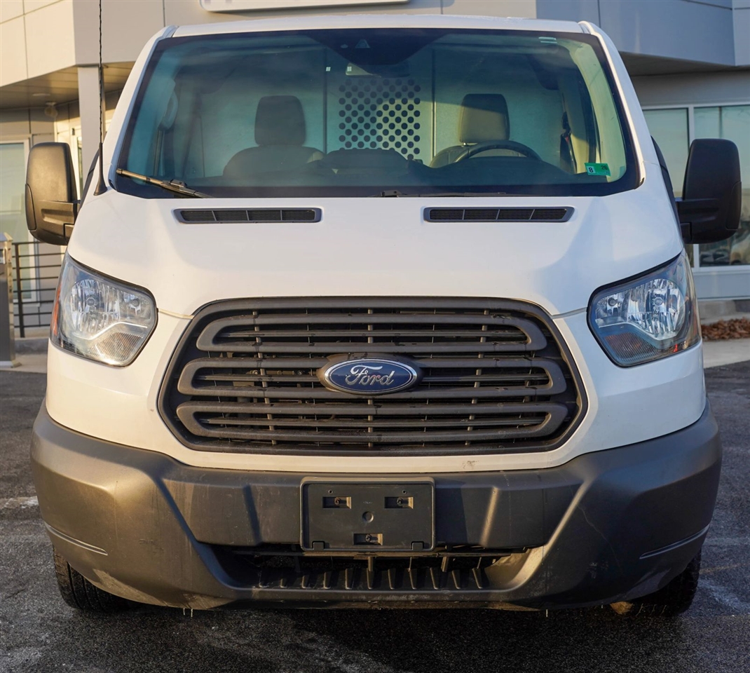 Ford Transit 150 Van Low Roof w/Sliding Pass. 130-in. WB 2018