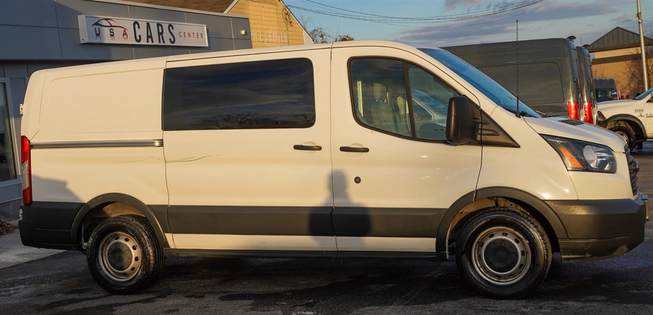 Ford Transit 150 Van Low Roof w/Sliding Pass. 130-in. WB 2018