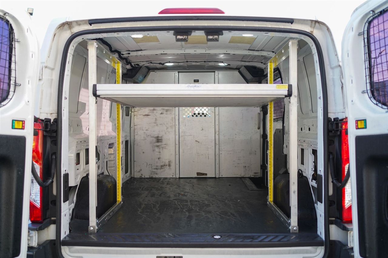 Ford Transit 150 Van Low Roof w/Sliding Pass. 130-in. WB 2018