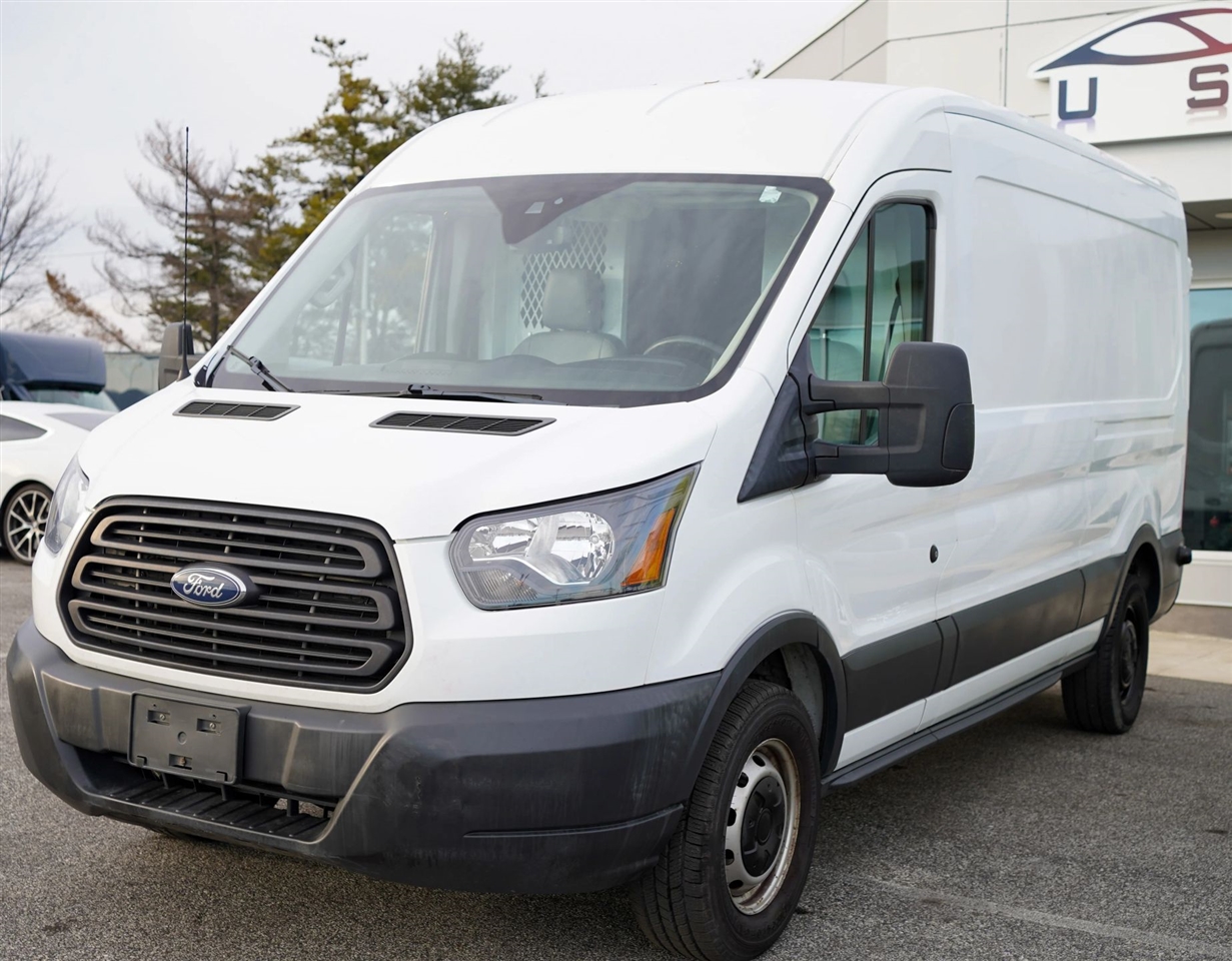 2018 Ford Transit 350 Van Med. Roof w/Sliding Pass. 148-in. WB
