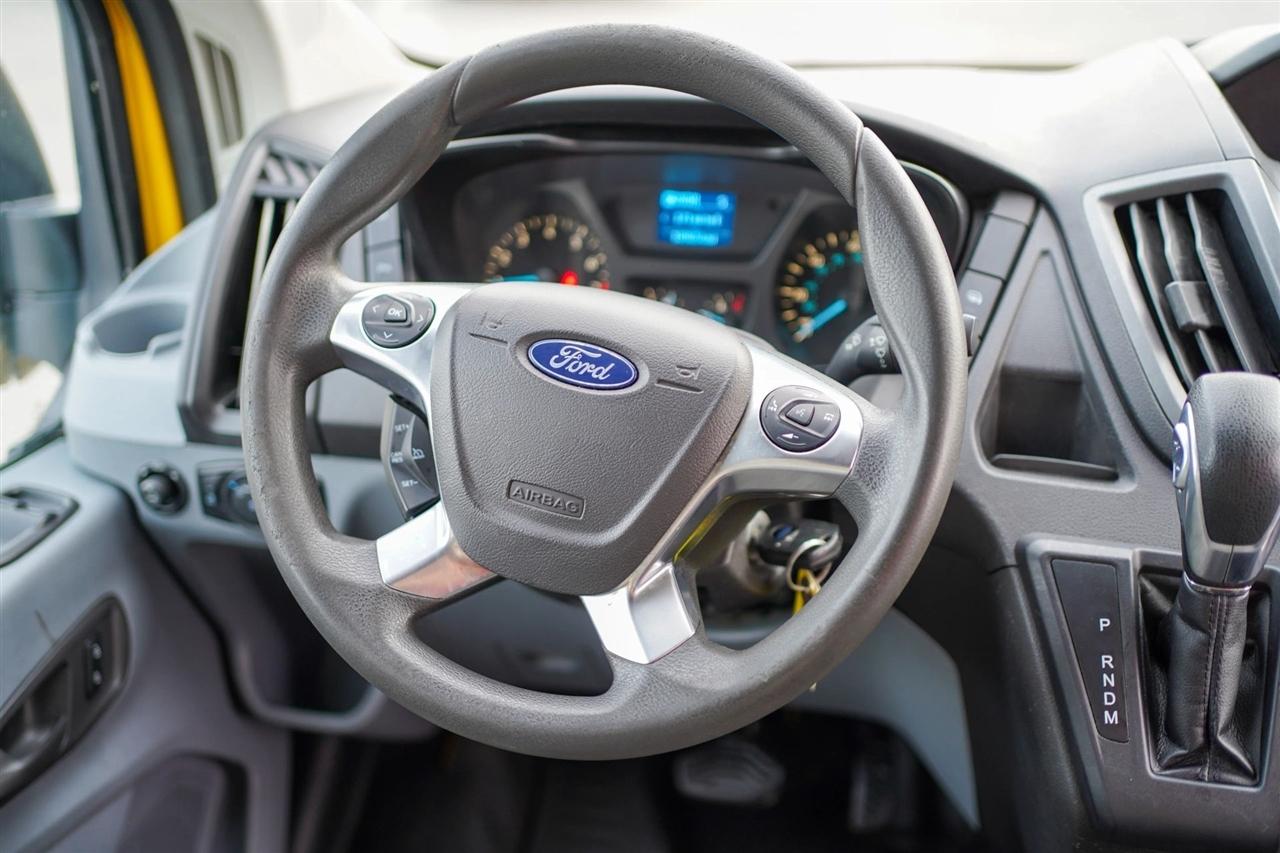 Ford Transit 250 Van High Roof w/Sliding Pass. 148-in. WB EL 2019