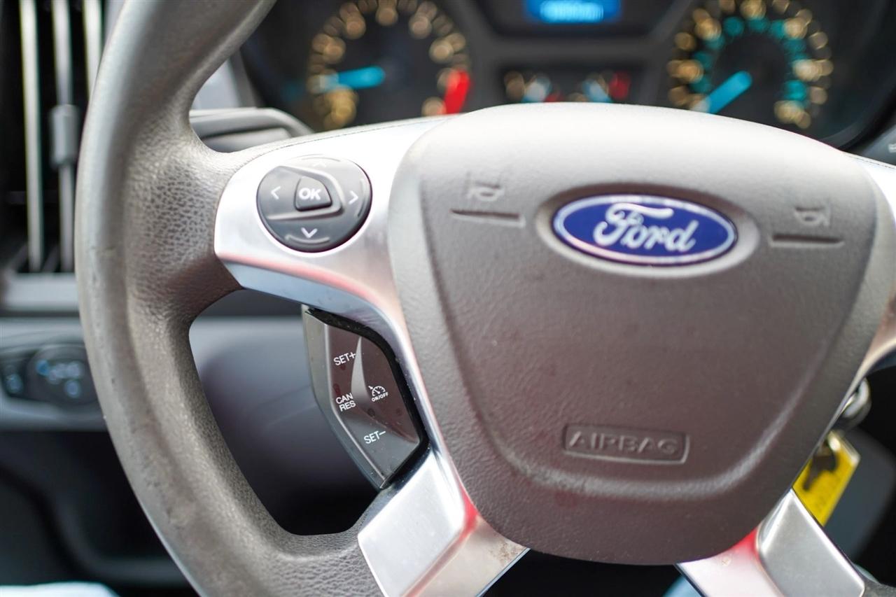 Ford Transit 250 Van High Roof w/Sliding Pass. 148-in. WB EL 2019