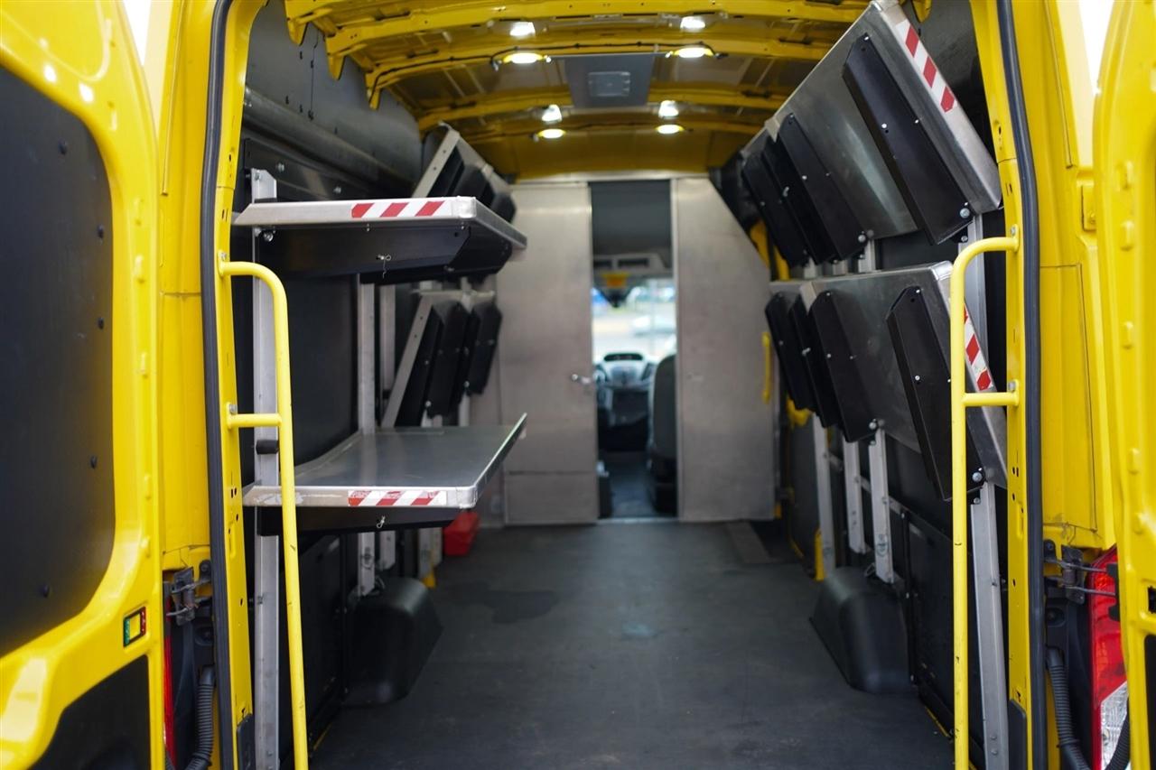 Ford Transit 250 Van High Roof w/Sliding Pass. 148-in. WB EL 2019