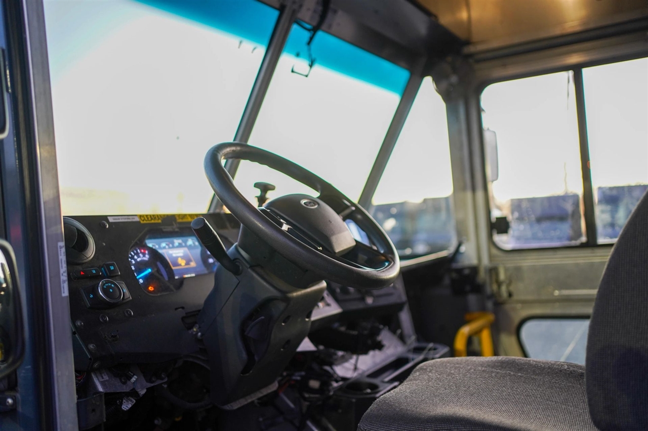 Ford Stripped Chassis  2020