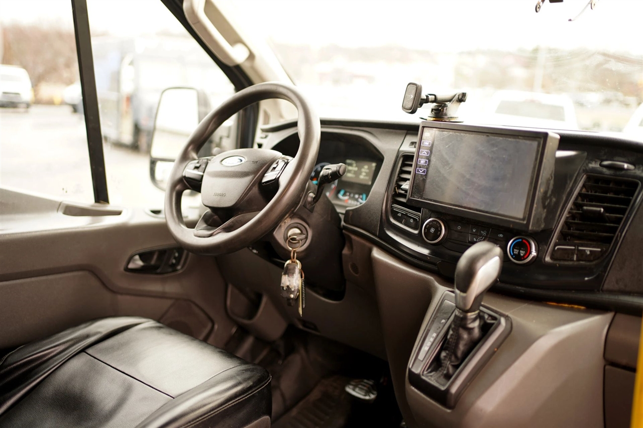 Ford Transit T-350 HD DRW 2021