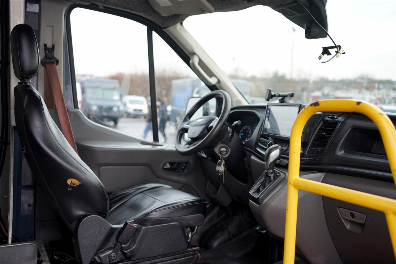 Ford Transit T-350 HD DRW 2021