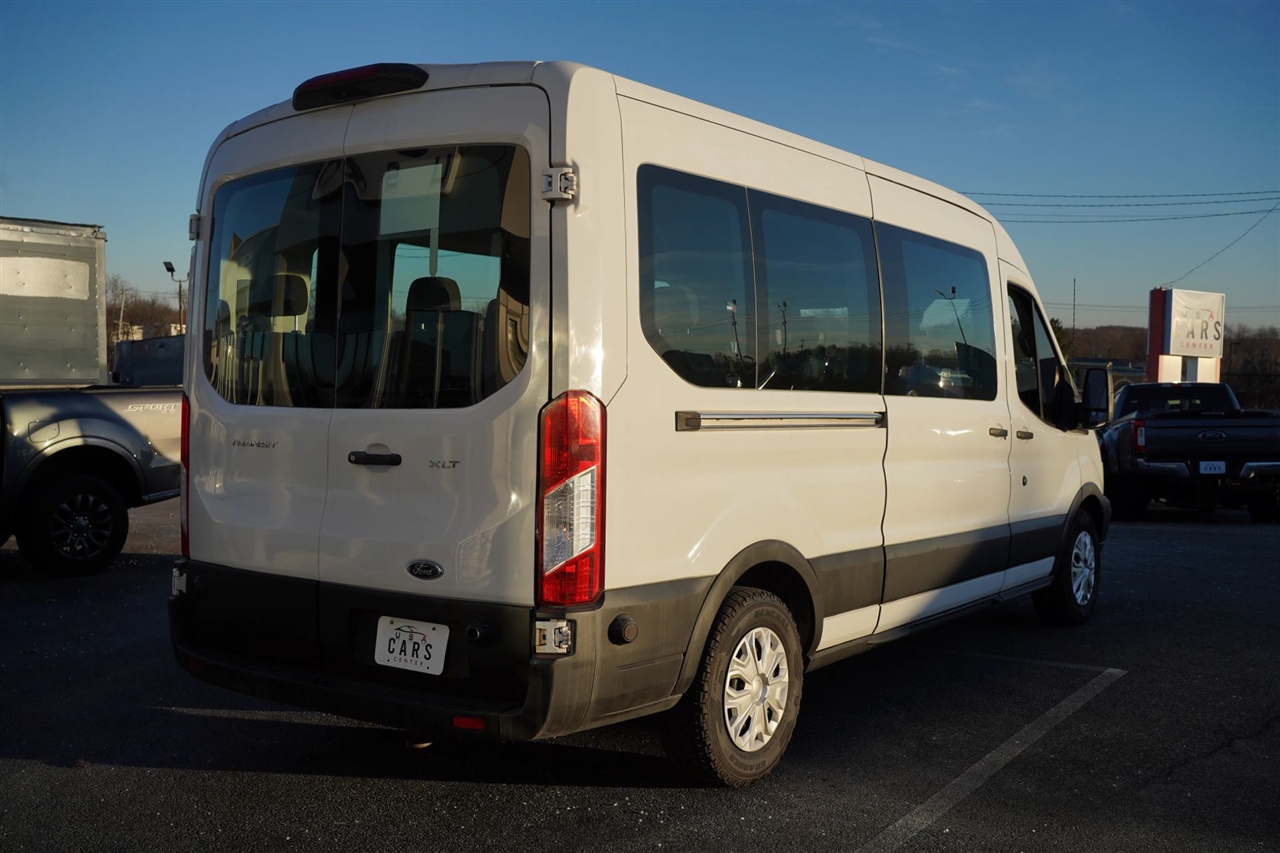 Ford Transit 350 Wagon Med. Roof XLT w/Sliding Pass. 148-in. WB 2019