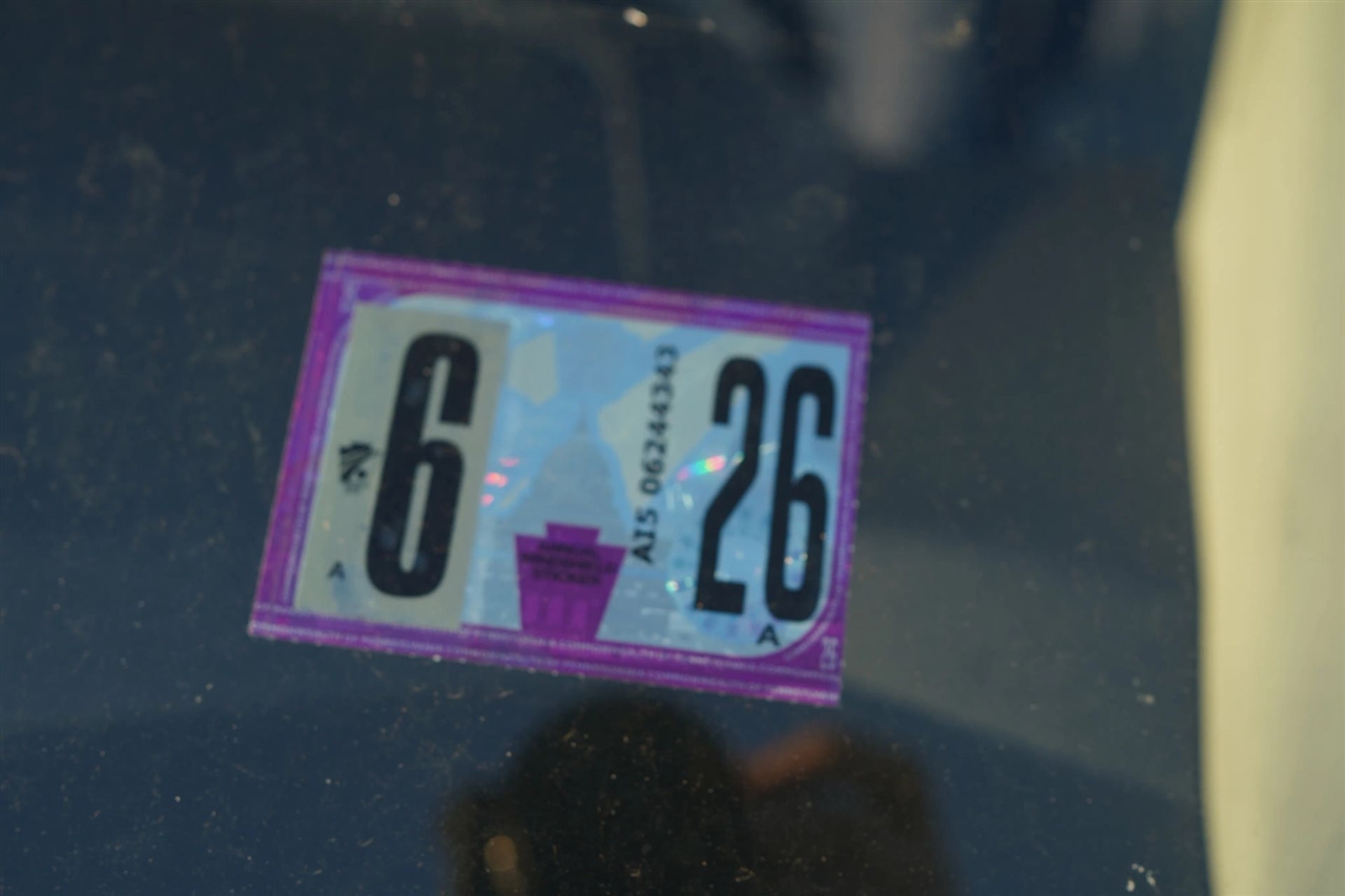 Ford Transit 350 Wagon Med. Roof XLT w/Sliding Pass. 148-in. WB 2019