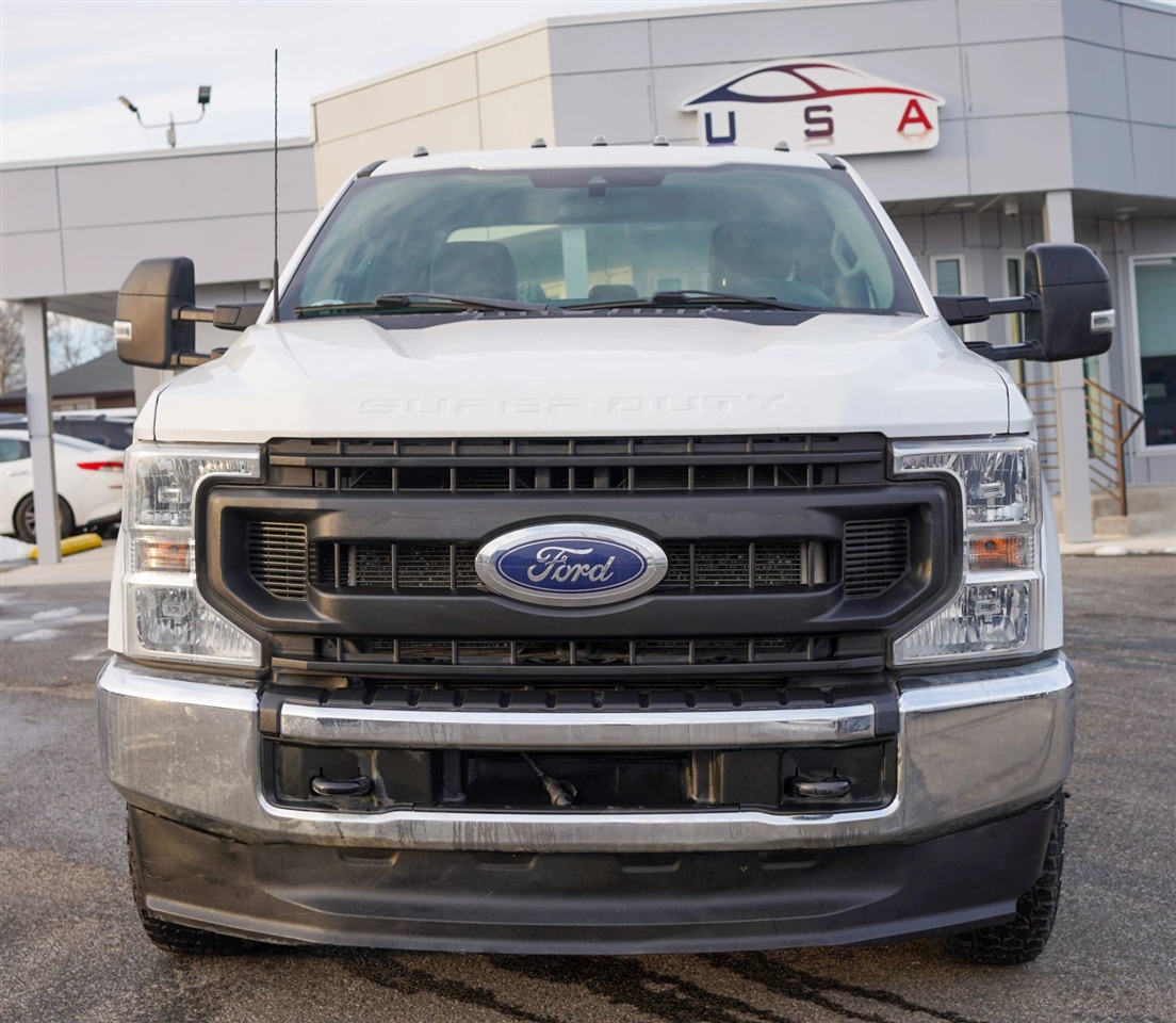 Ford F-350 SD XL Crew Cab Long Bed DRW 4WD 2022