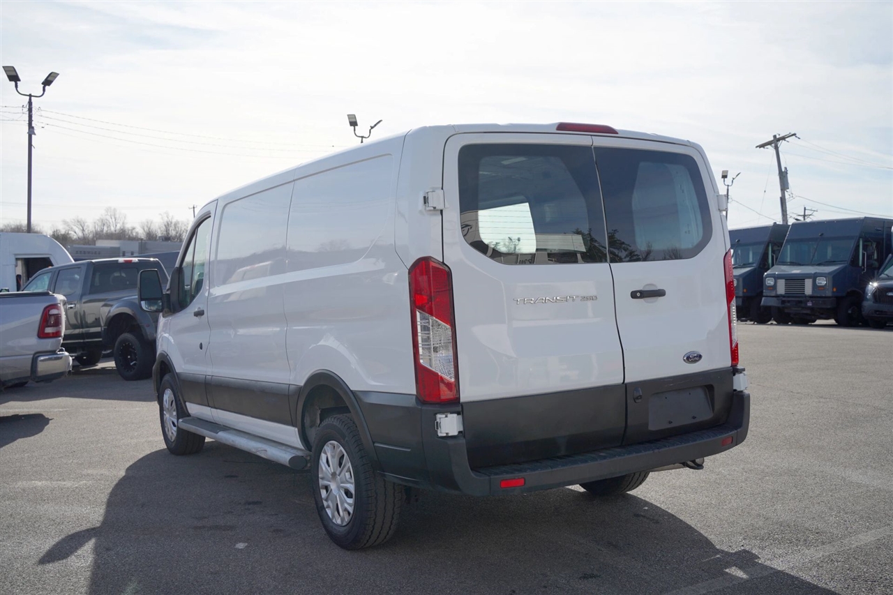 Ford Transit 250 Van 2023