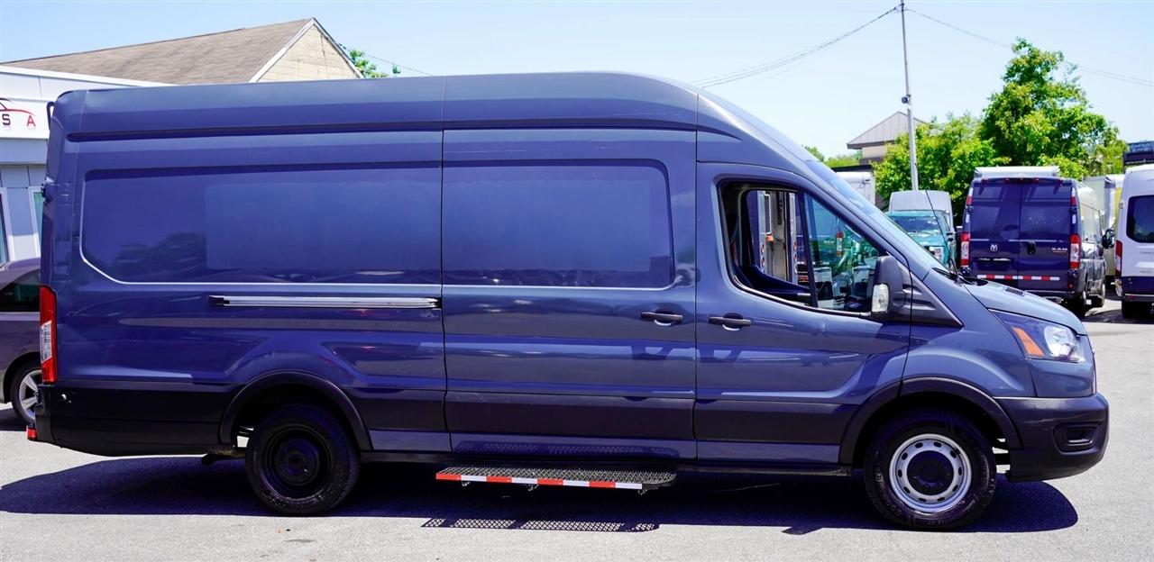 Ford Transit 250 Van High Roof w/Sliding Pass. 148-in. WB EL 2020