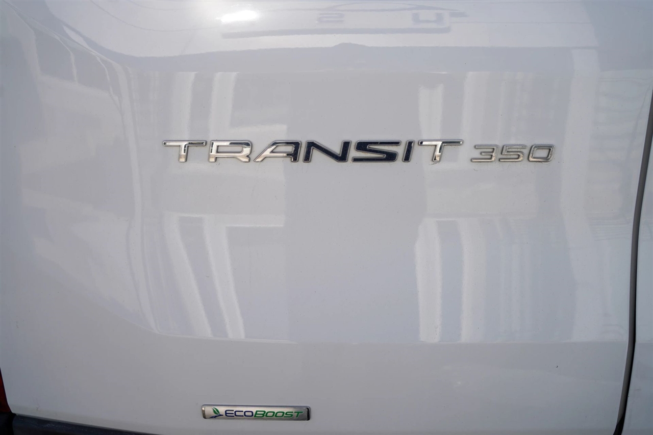 Ford Transit 350 Wagon Low Roof XLT w/Sliding Pass. 148-in. WB 2023