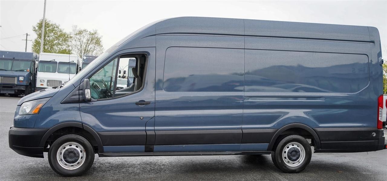 Ford Transit 250 Van High Roof w/Sliding Pass. 148-in. WB EL 2019