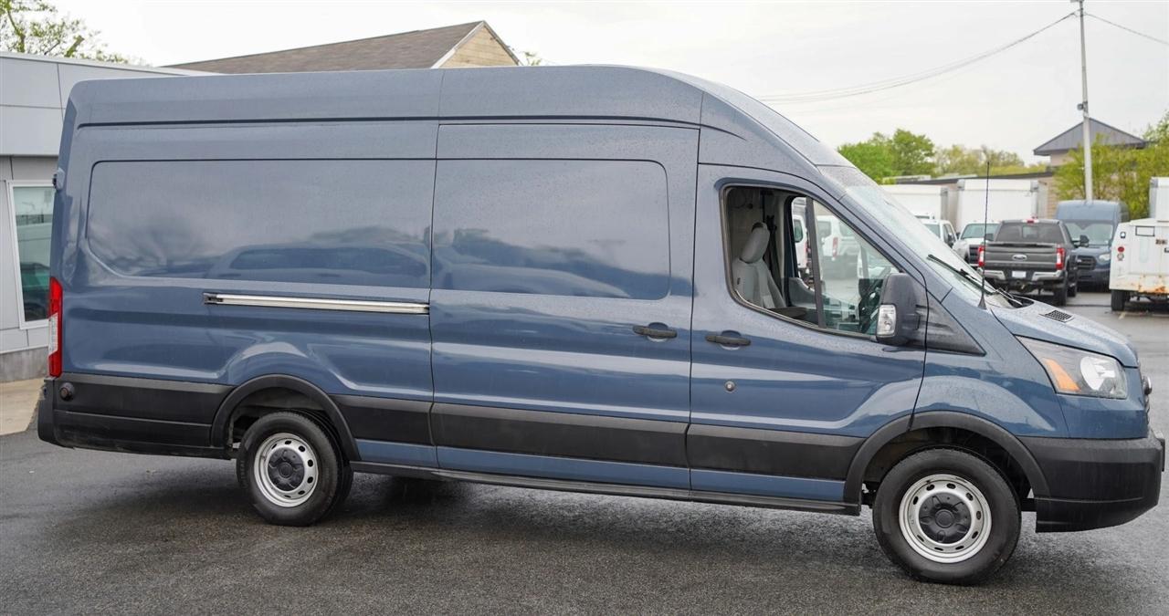 Ford Transit 250 Van High Roof w/Sliding Pass. 148-in. WB EL 2019