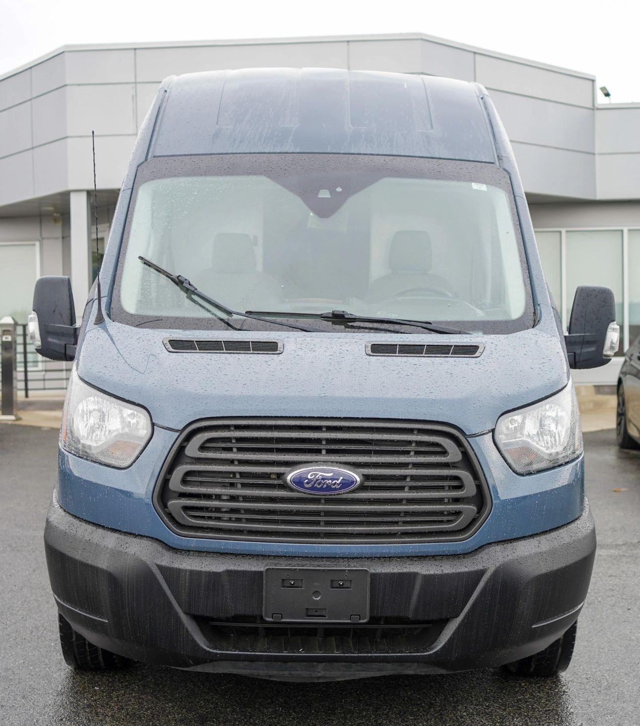 Ford Transit 250 Van High Roof w/Sliding Pass. 148-in. WB EL 2019
