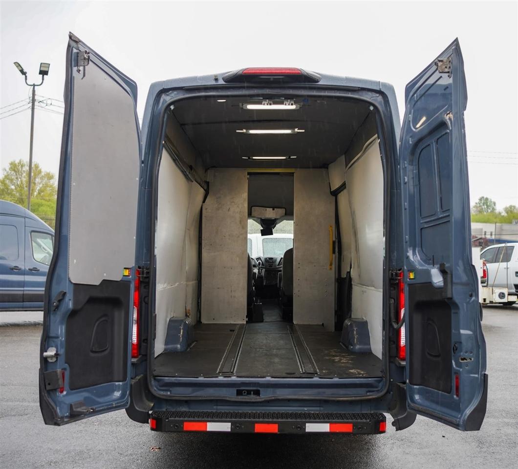 Ford Transit 250 Van High Roof w/Sliding Pass. 148-in. WB EL 2019
