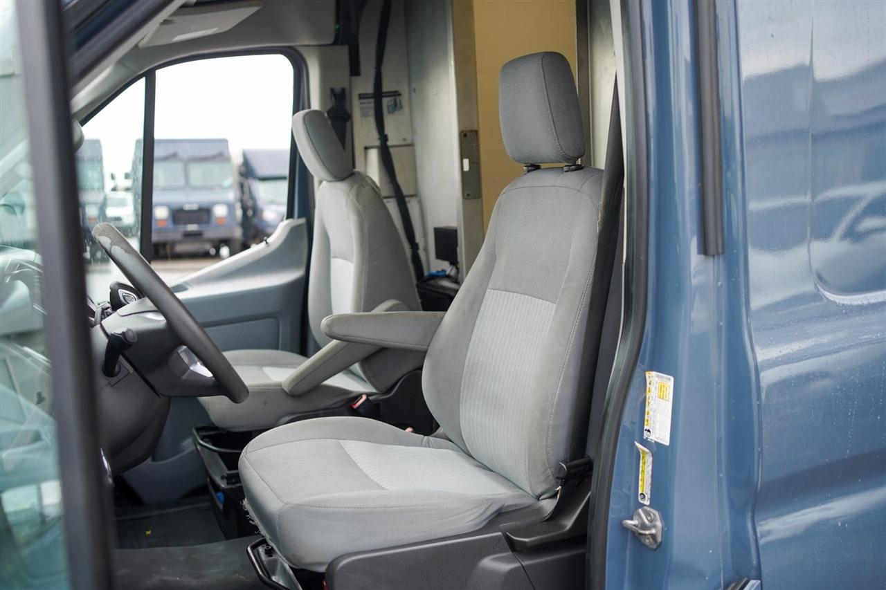 Ford Transit 250 Van High Roof w/Sliding Pass. 148-in. WB EL 2019
