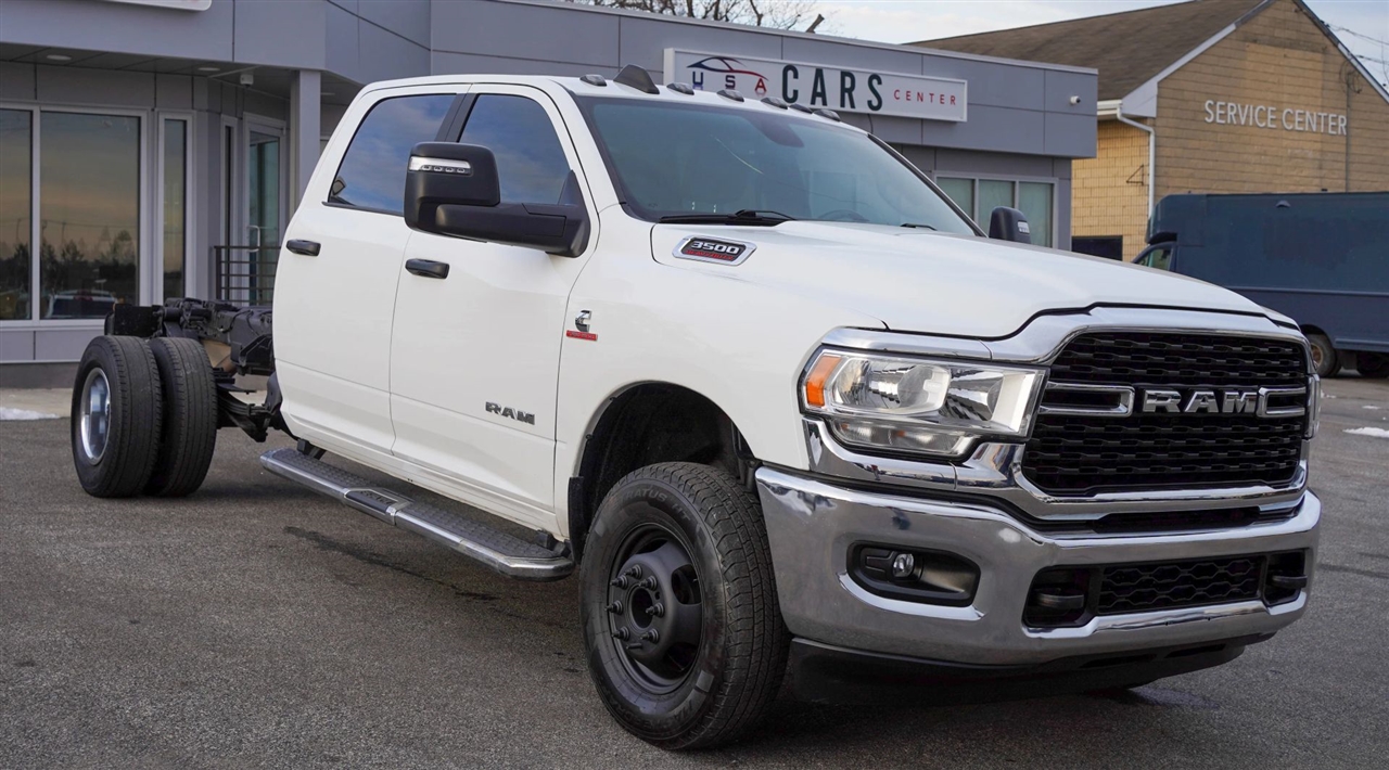 RAM 3500 Big Horn Crew Cab LWB 4WD DRW 2023