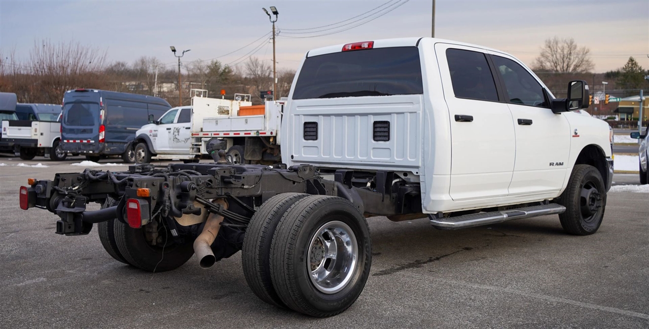 RAM 3500 Big Horn Crew Cab LWB 4WD DRW 2023