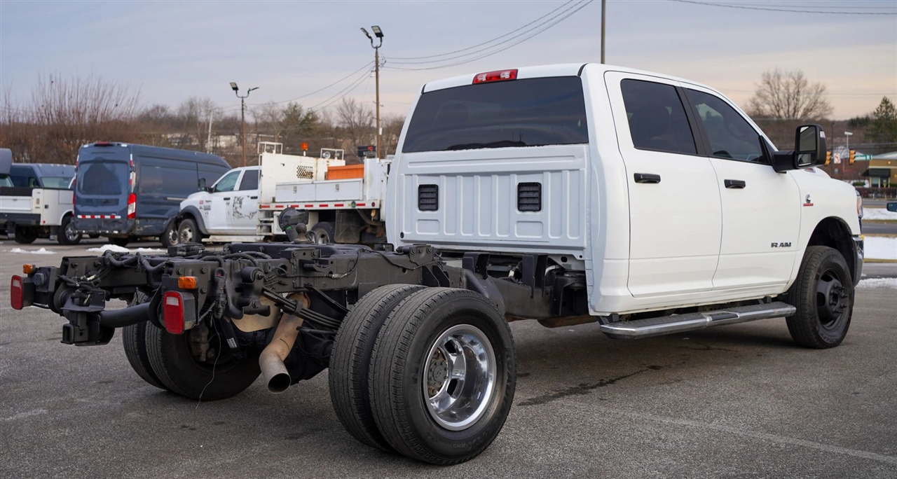 RAM 3500 Big Horn Crew Cab LWB 4WD DRW 2023