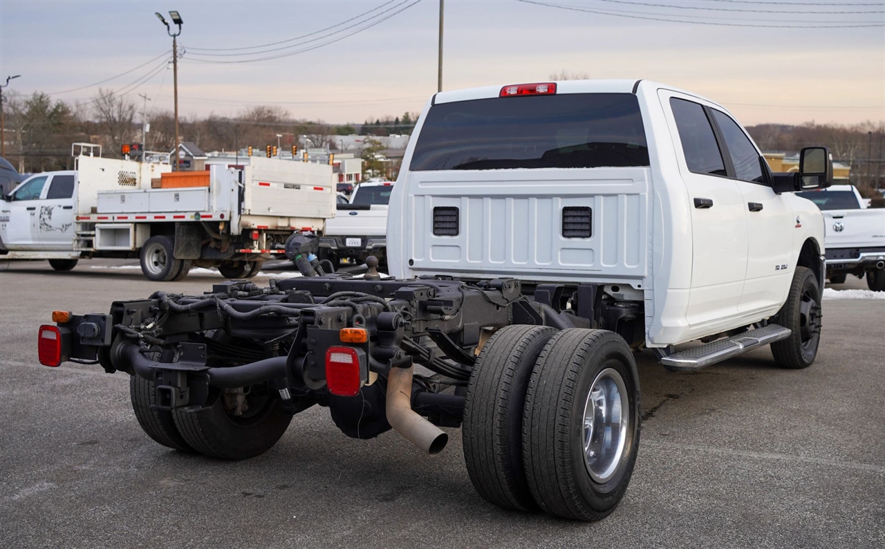 RAM 3500 Big Horn Crew Cab LWB 4WD DRW 2023