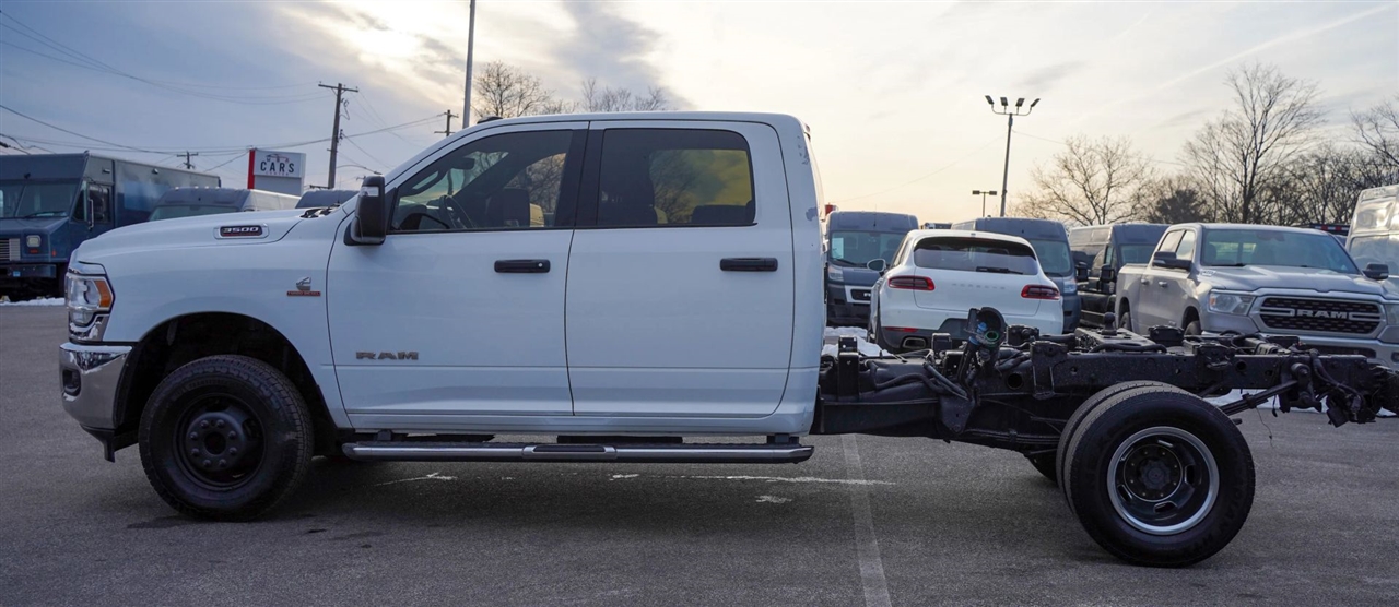 RAM 3500 Big Horn Crew Cab LWB 4WD DRW 2023