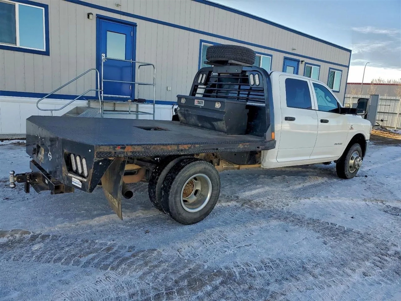 RAM 3500 Crew Cab 4WD DRW 2022