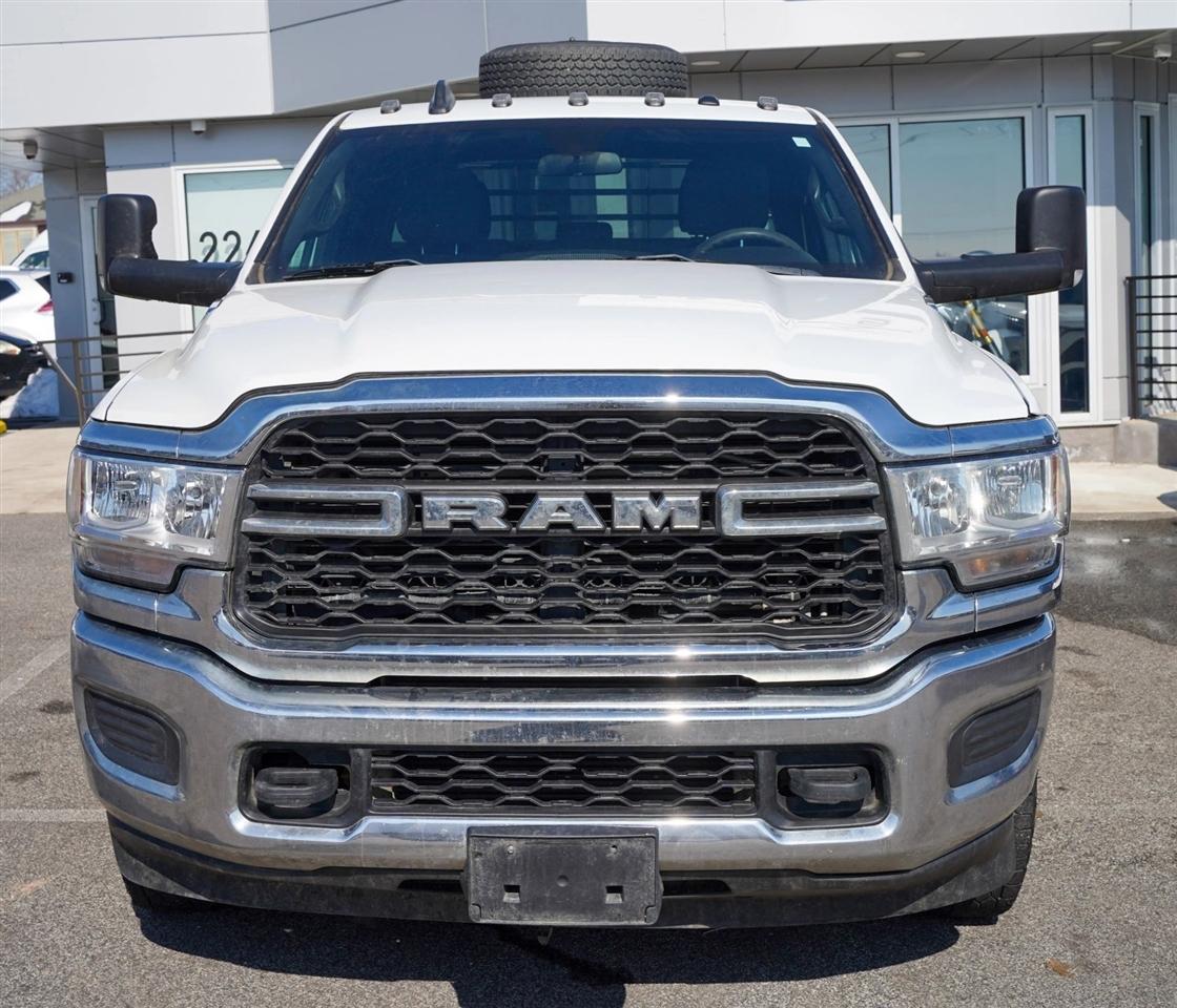 RAM 3500 Crew Cab 4WD DRW 2022