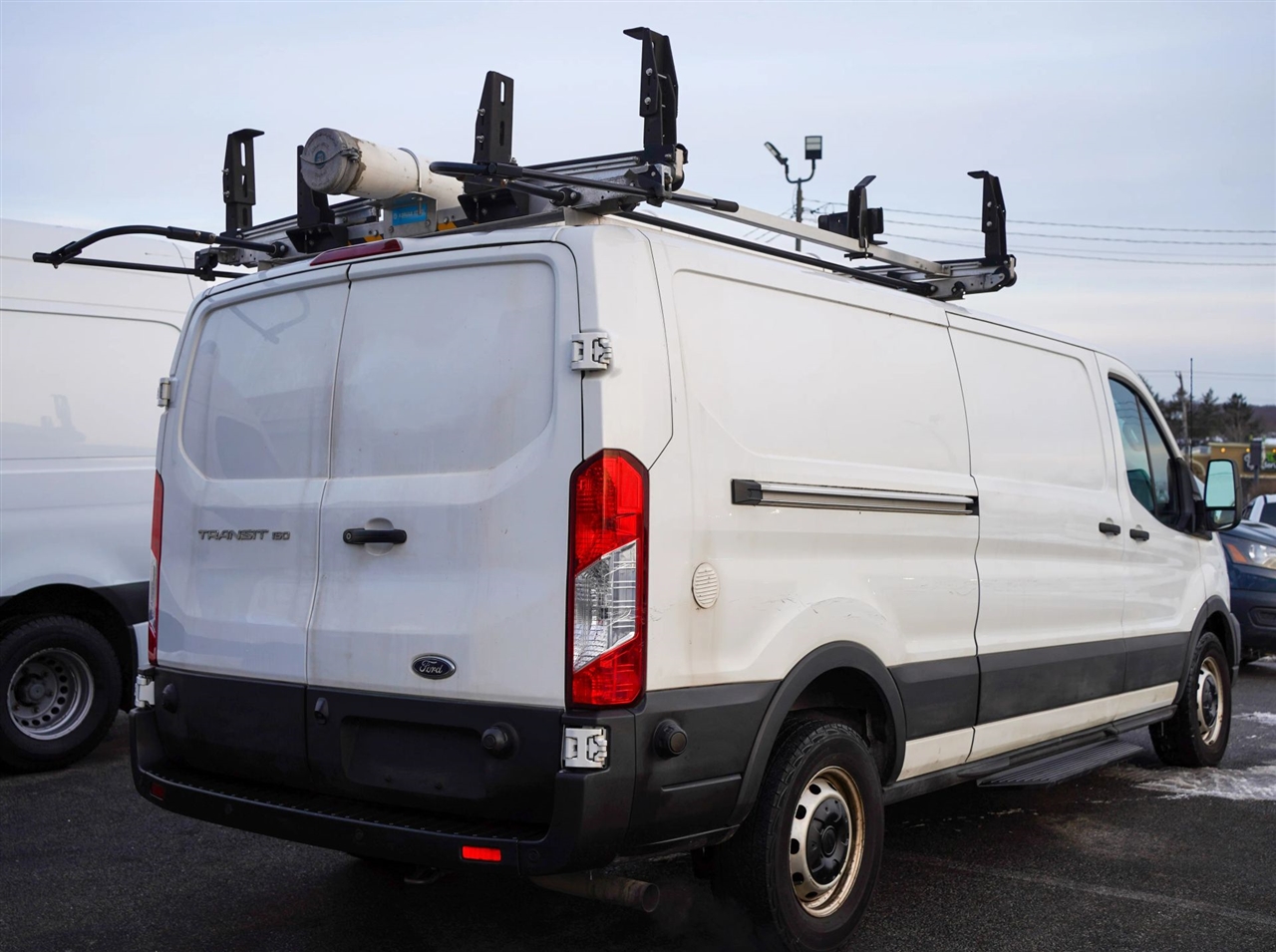 Ford Transit 150 Van Low Roof w/Sliding Pass. 130-in. WB 2020