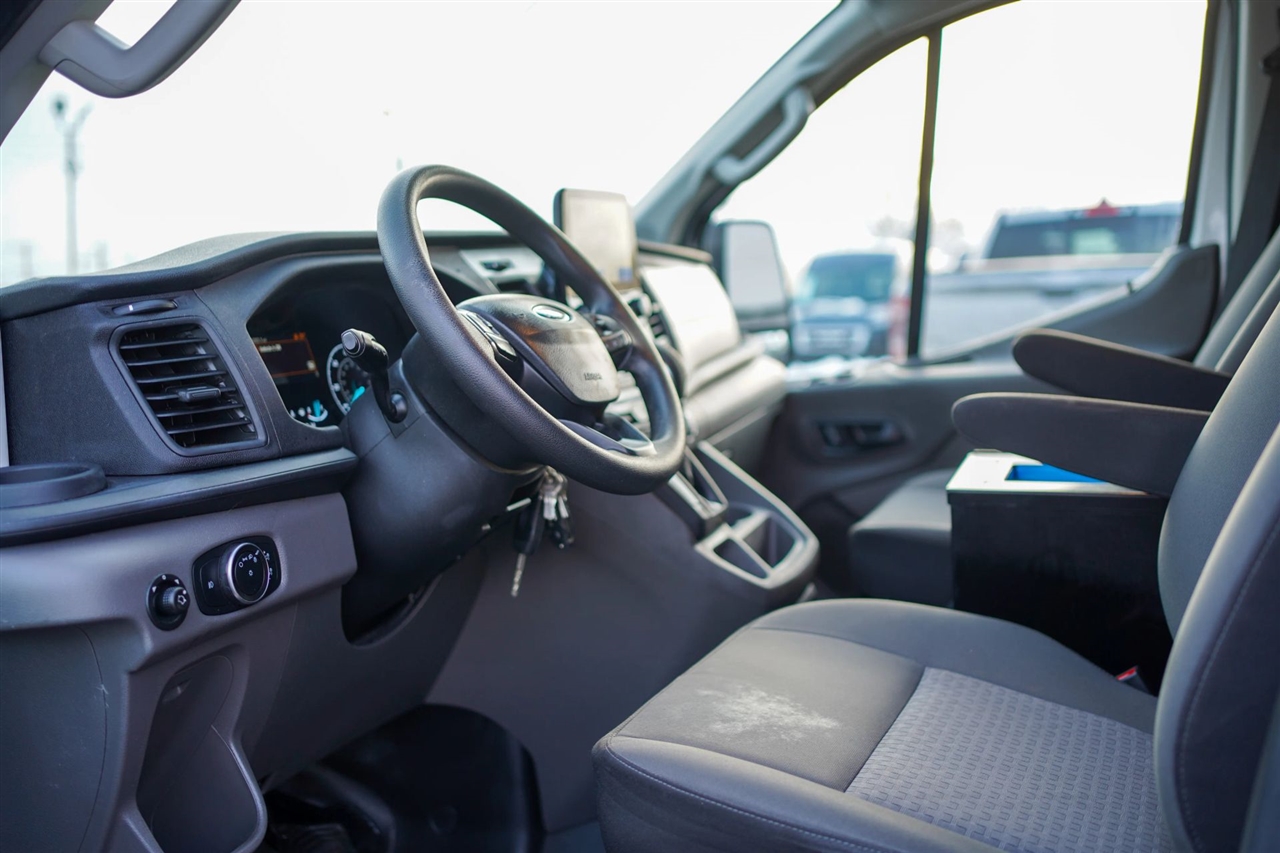 Ford Transit 150 Van Low Roof w/Sliding Pass. 130-in. WB 2020