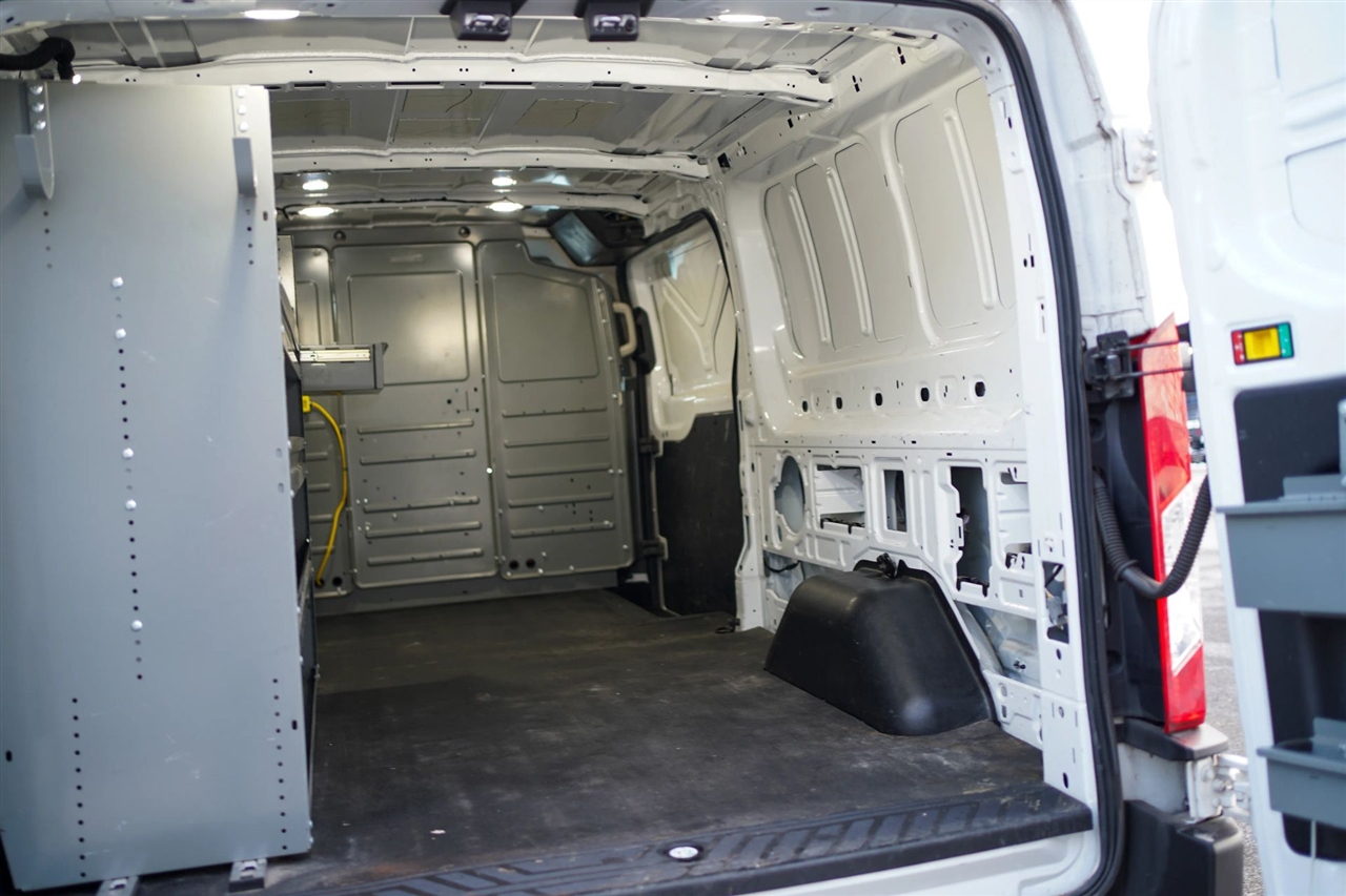 Ford Transit 150 Van Low Roof w/Sliding Pass. 130-in. WB 2020