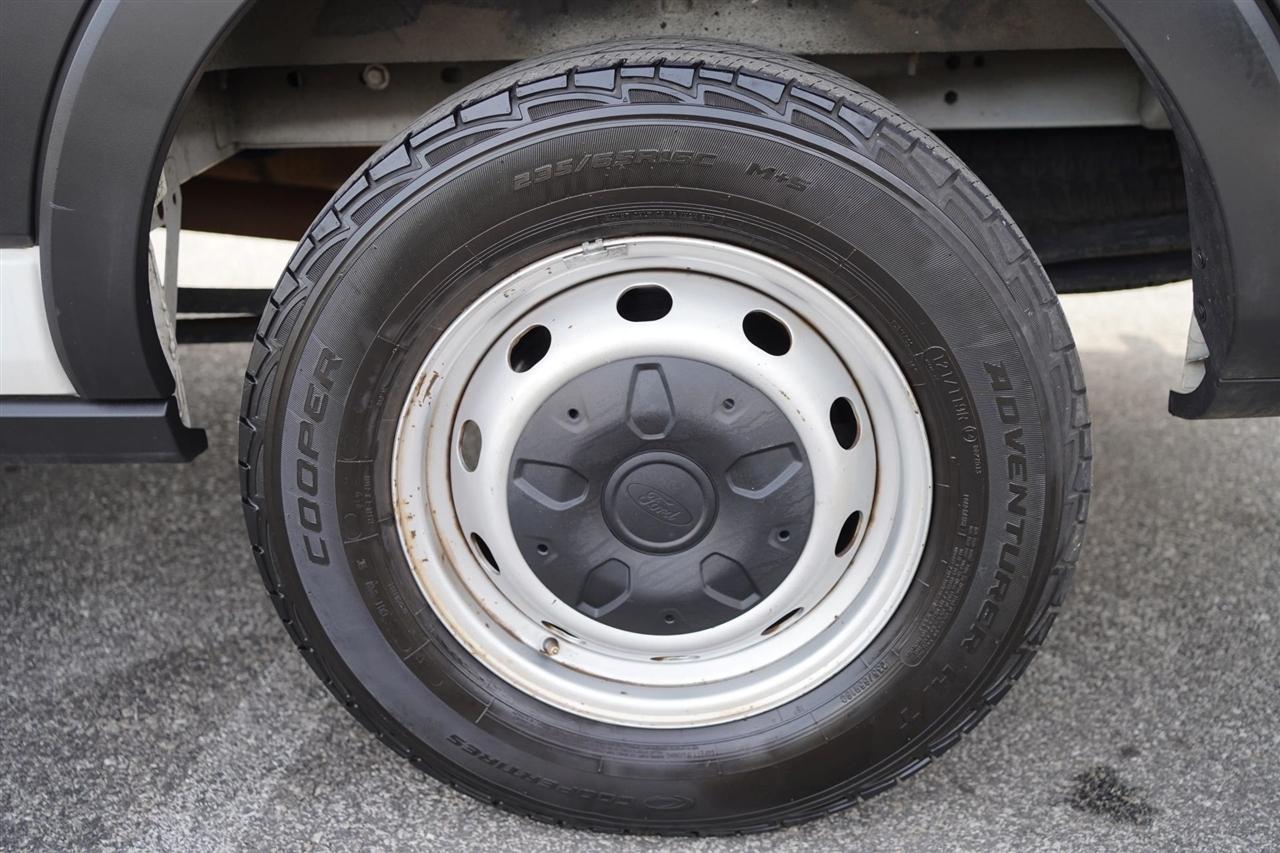 Ford Transit 150 Van Low Roof w/Sliding Pass. 130-in. WB 2020