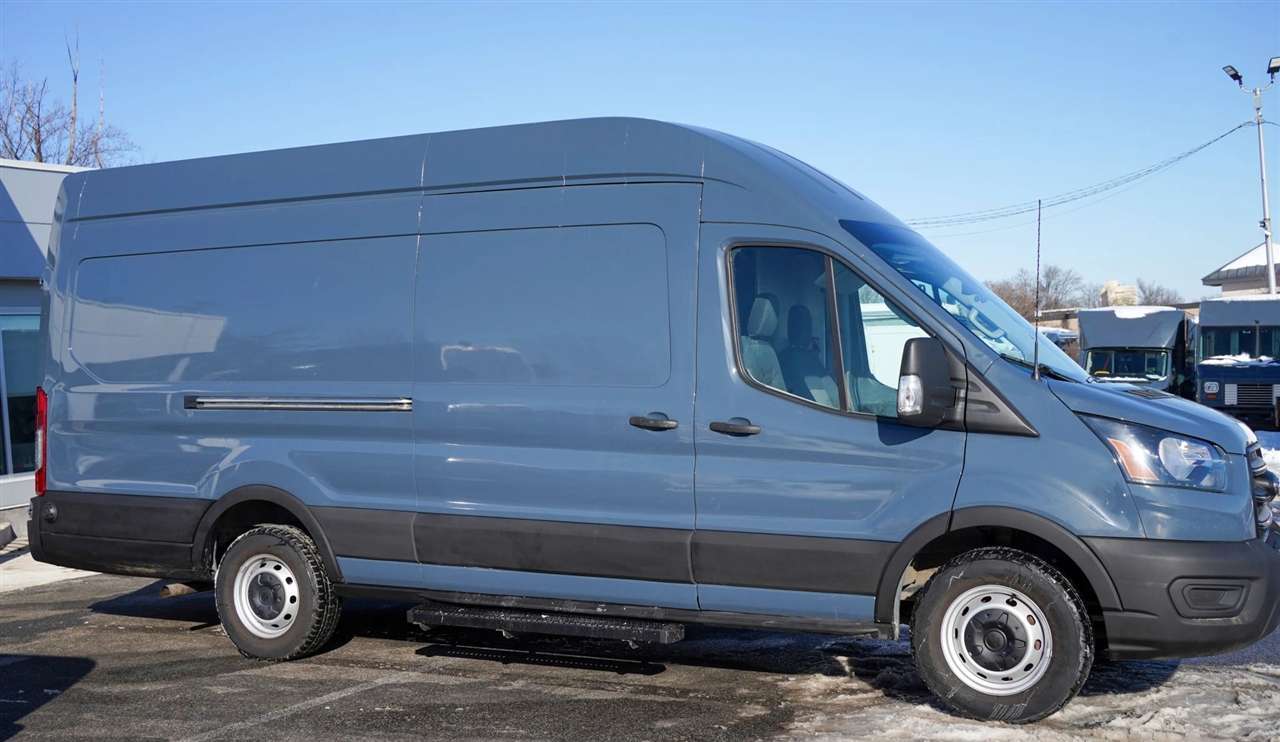 Ford Transit 250 Van High Roof w/Sliding Pass. 148-in. WB EL 2020