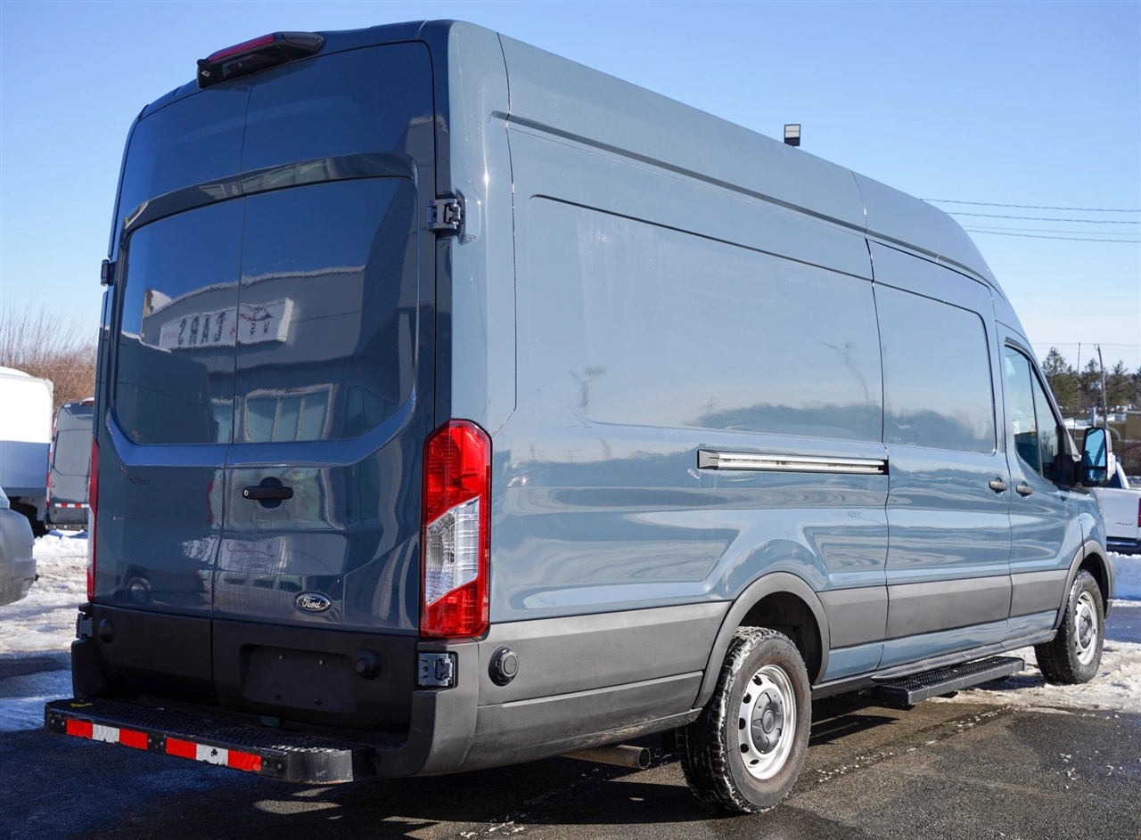 Ford Transit 250 Van High Roof w/Sliding Pass. 148-in. WB EL 2020