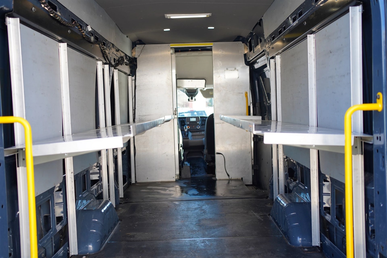 Ford Transit 250 Van High Roof w/Sliding Pass. 148-in. WB EL 2020