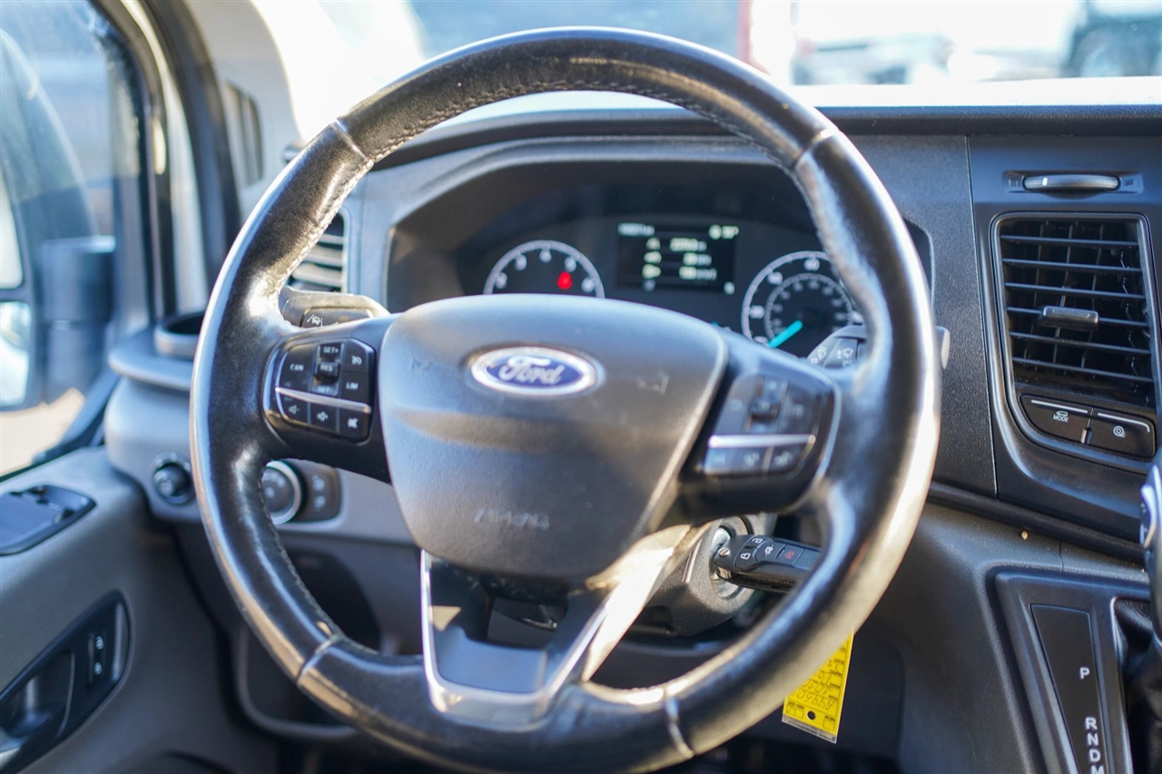 Ford Transit 250 Van Low Roof w/Sliding Pass. 130-in. WB 2020