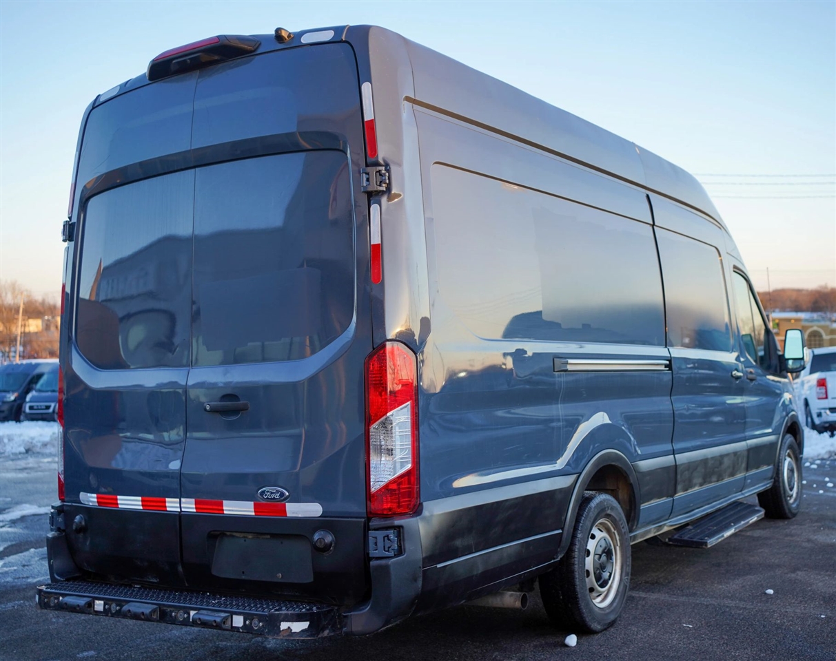 Ford Transit 250 Van High Roof w/Sliding Pass. 148-in. WB EL 2020