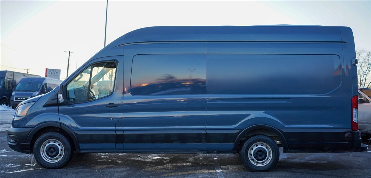 Ford Transit 250 Van High Roof w/Sliding Pass. 148-in. WB EL 2020