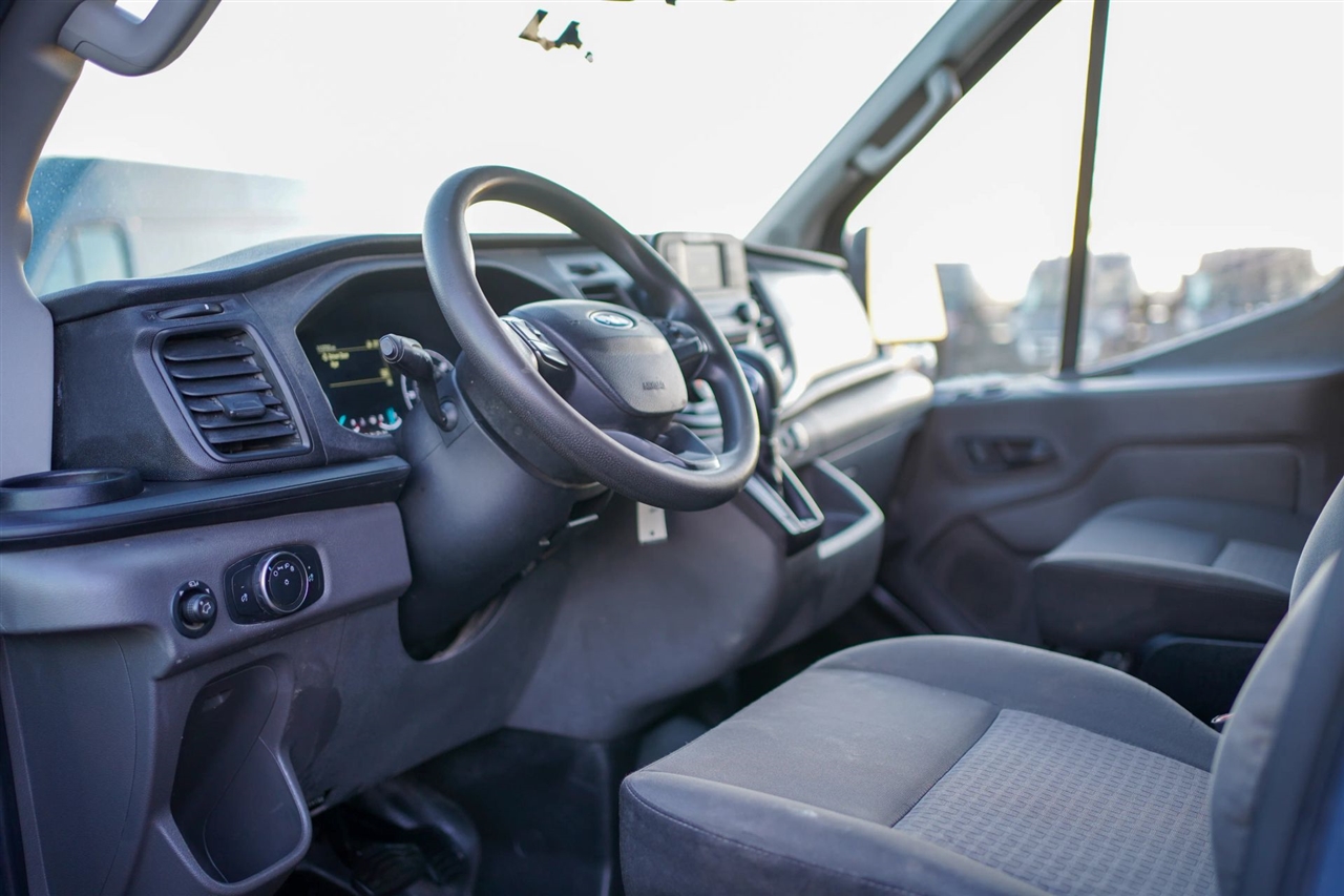 Ford Transit 250 Van High Roof w/Sliding Pass. 148-in. WB EL 2020