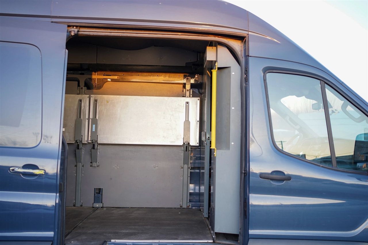 Ford Transit 250 Van High Roof w/Sliding Pass. 148-in. WB EL 2020
