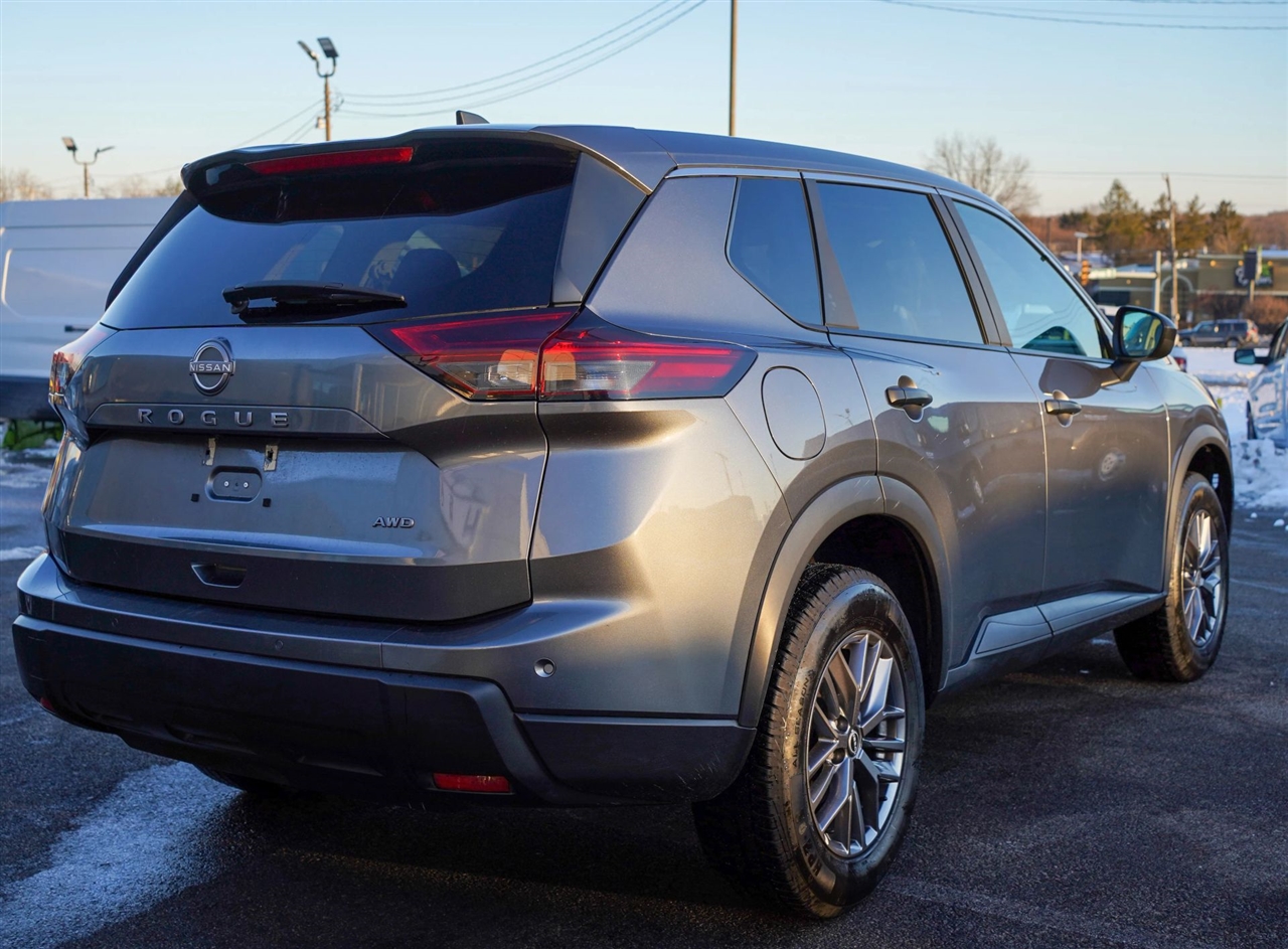 Nissan Rogue S AWD 2024