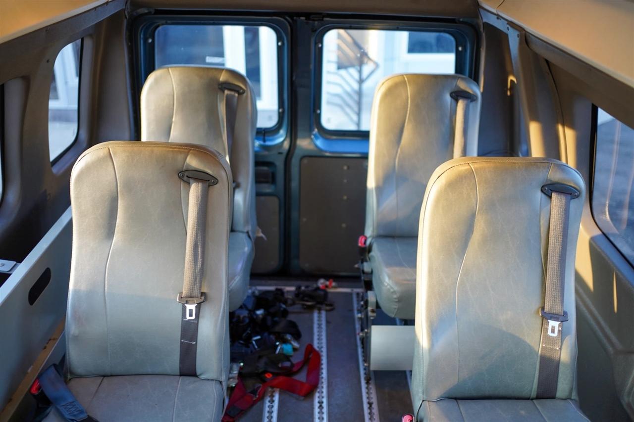 Ford Econoline E-350 Super Duty Extended 2014