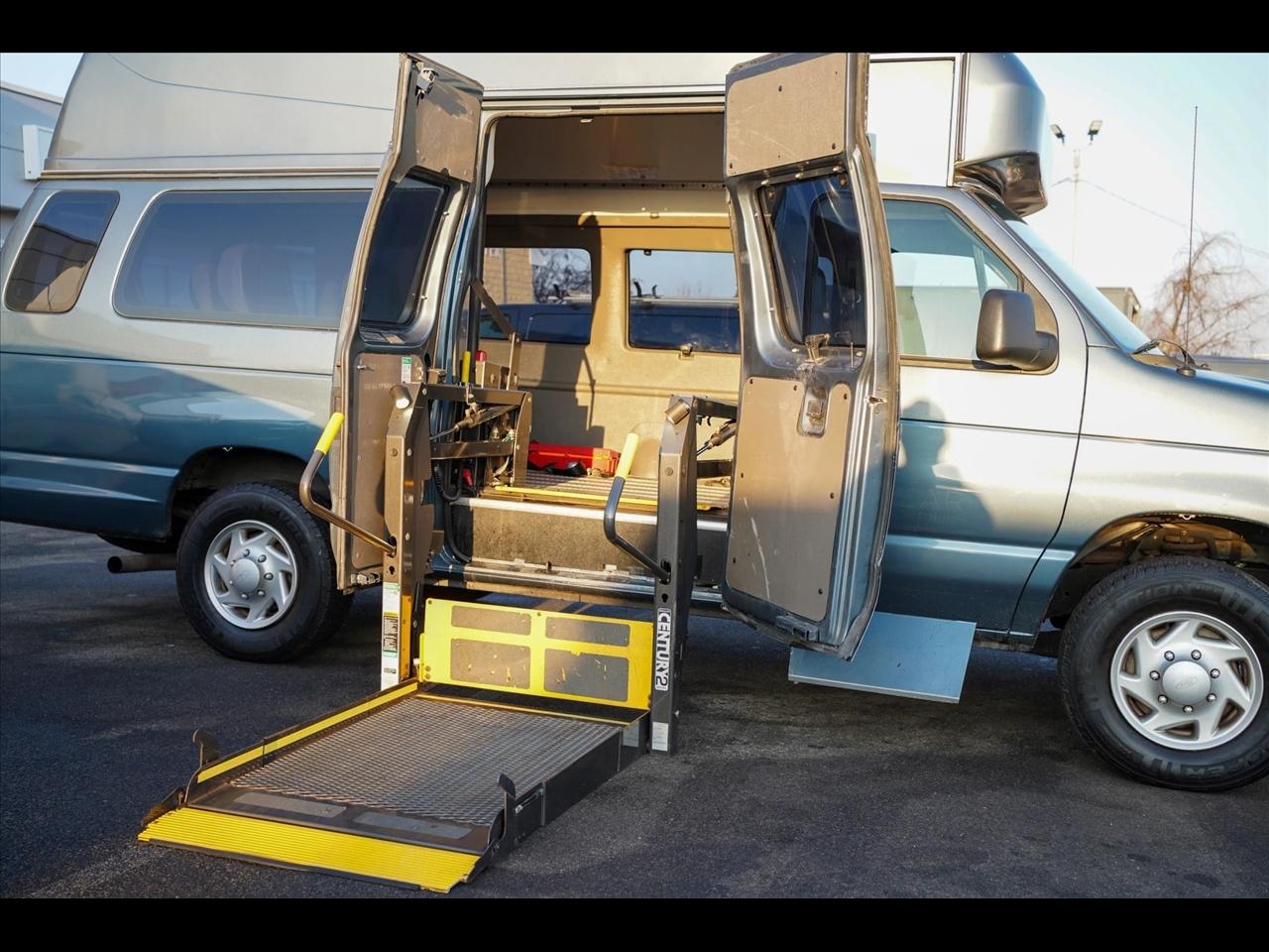 2014 Ford Econoline E-350 Super Duty Extended