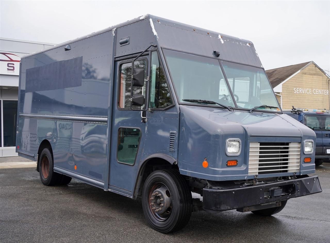 Ford Stripped Chassis  2020