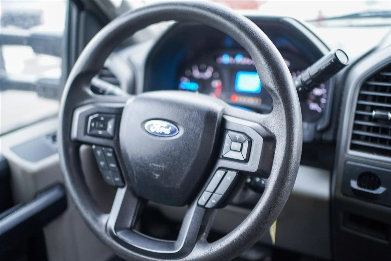 Ford F-450 SD Regular Cab DRW 2WD 2017