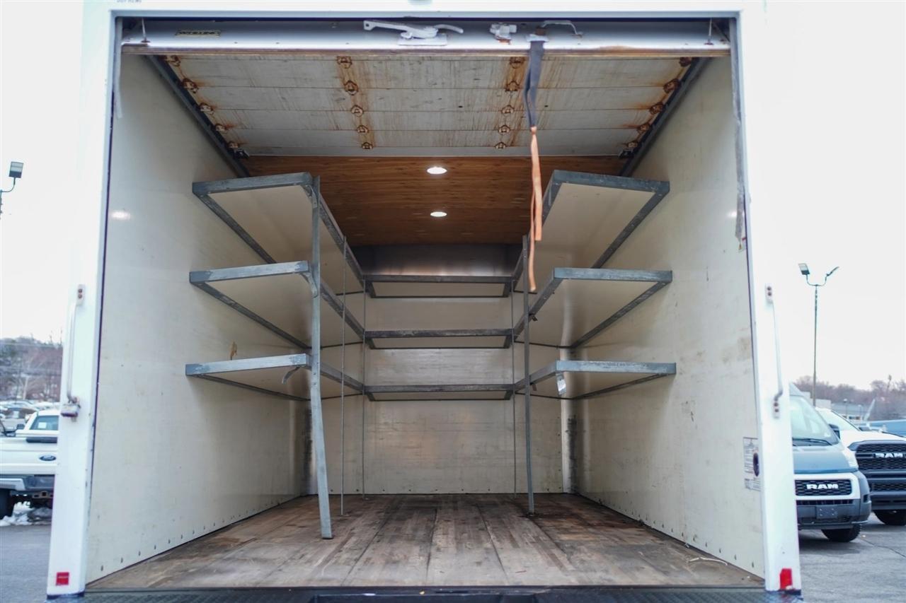 Ford F-450 SD Regular Cab DRW 2WD 2017