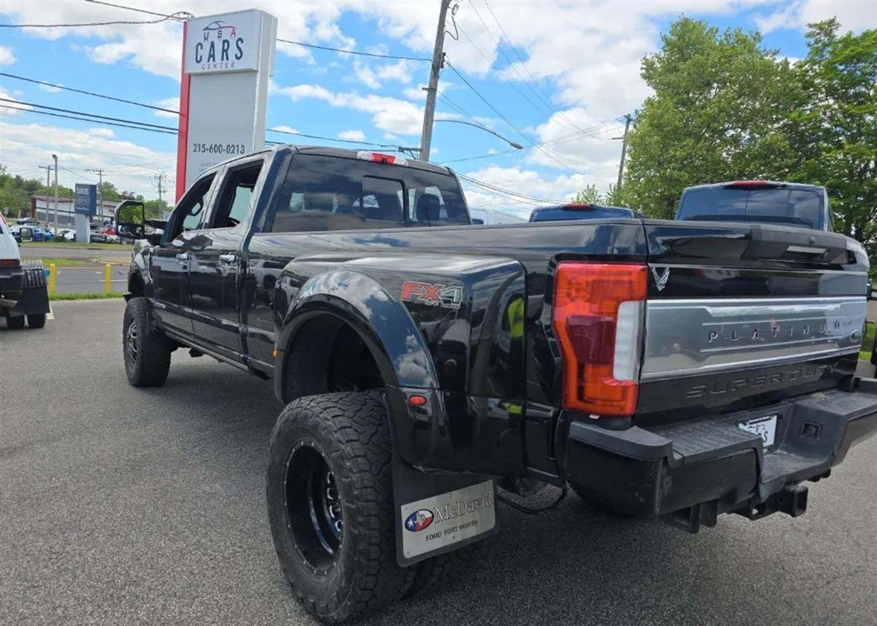 Ford F-350 SD Lariat Crew Cab Long Bed DRW 4WD 2018